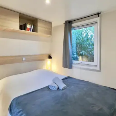 Mobil-home Les Lauriers Roses Siblu 4**** Camping *